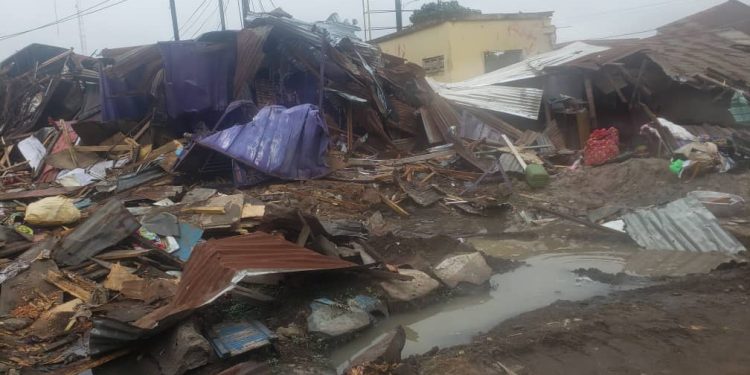 A/R: Traders Stranded After ‘Unauthorized’ Demolition at Krofrom