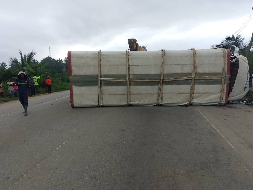 Two Dead, Several Injured in Kormantse Highway Crash